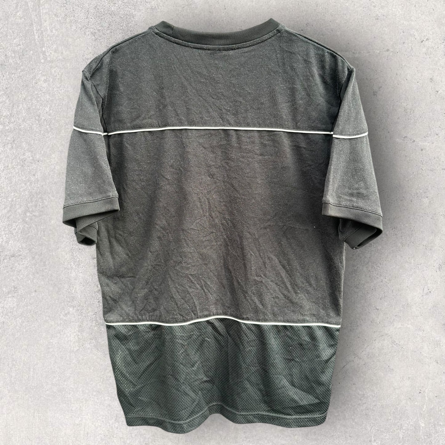 NIKE VINTAGE BLACK STITCHED LOGO SHORT SLEEVE SHIRT