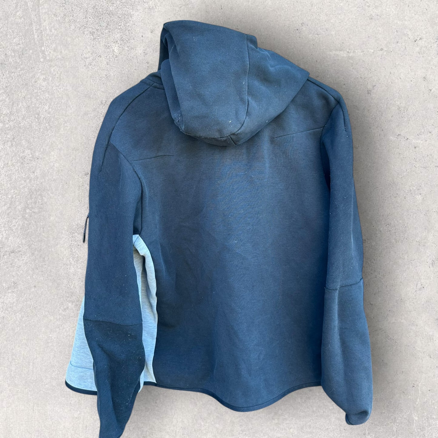 NIKE TECH FLEECE HOODED JACKET (BROKEN ZIP)