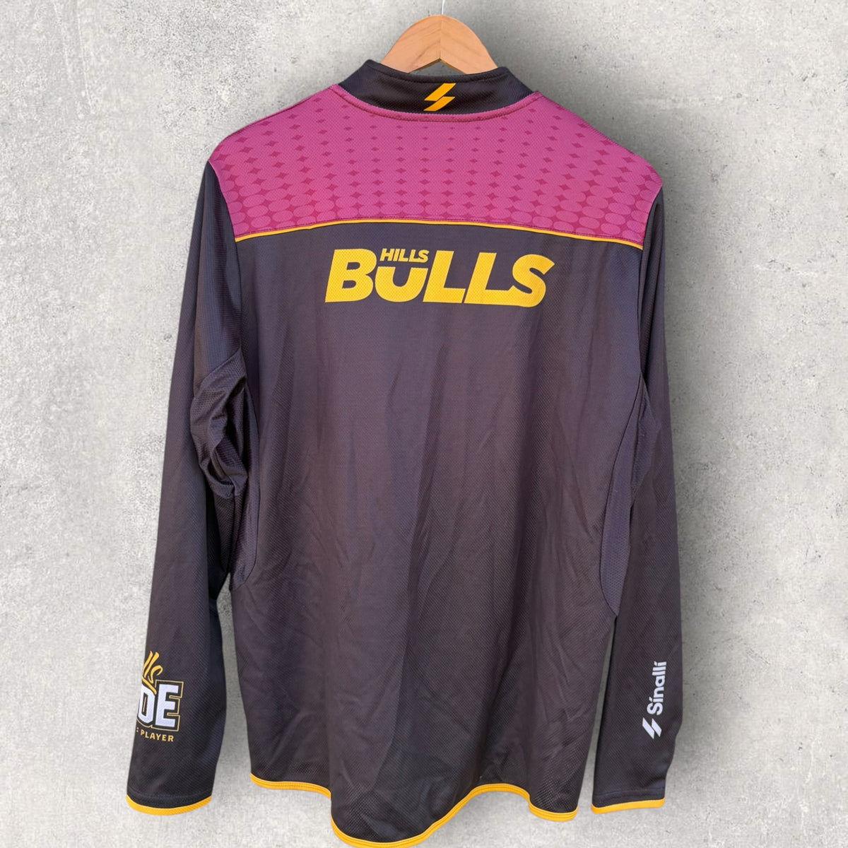 Hills Bulls NSW Rugby League Chest Zip Long Sleeve Training Shirt