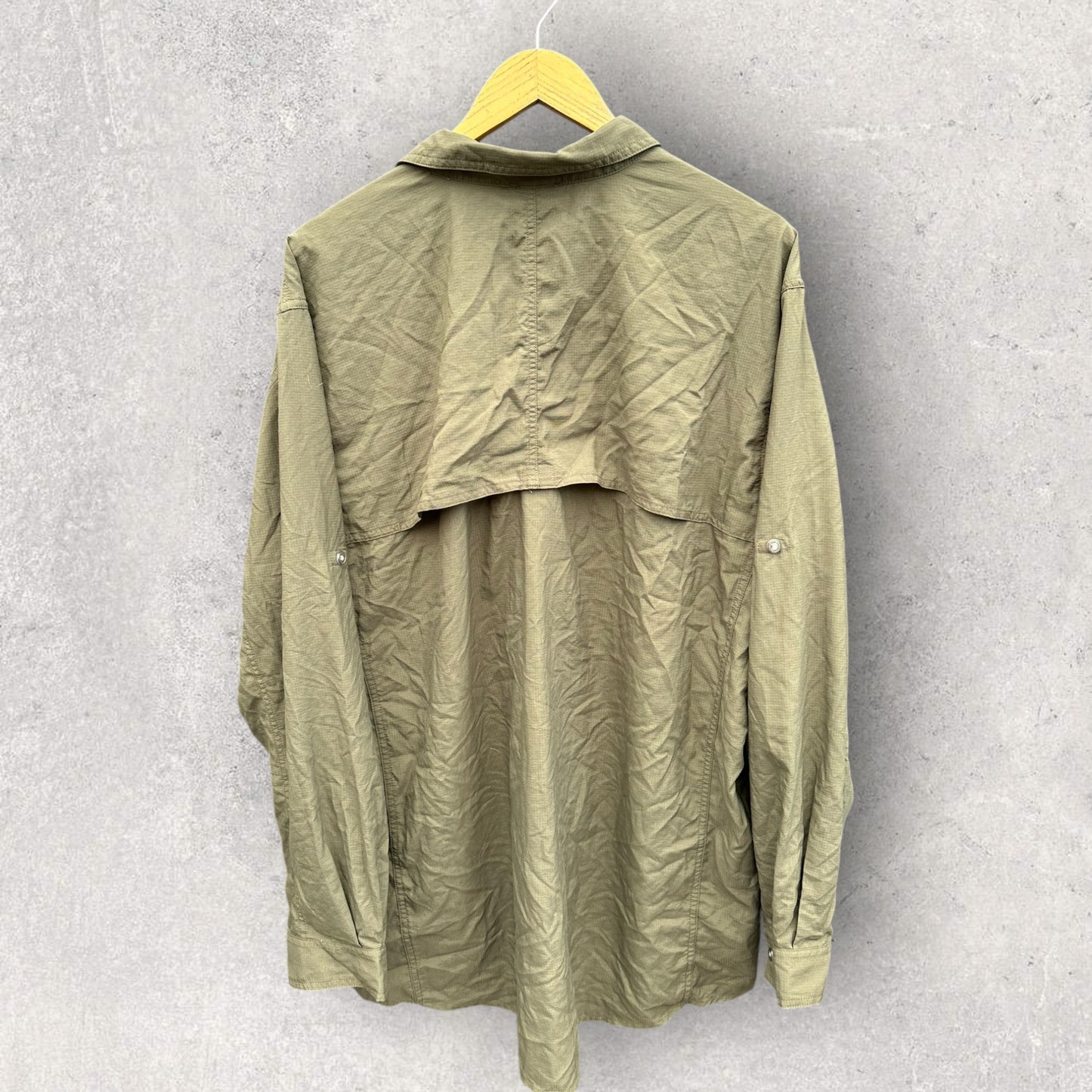 THE NORTH FACE GREEN LONG SLEEVE SHIRT