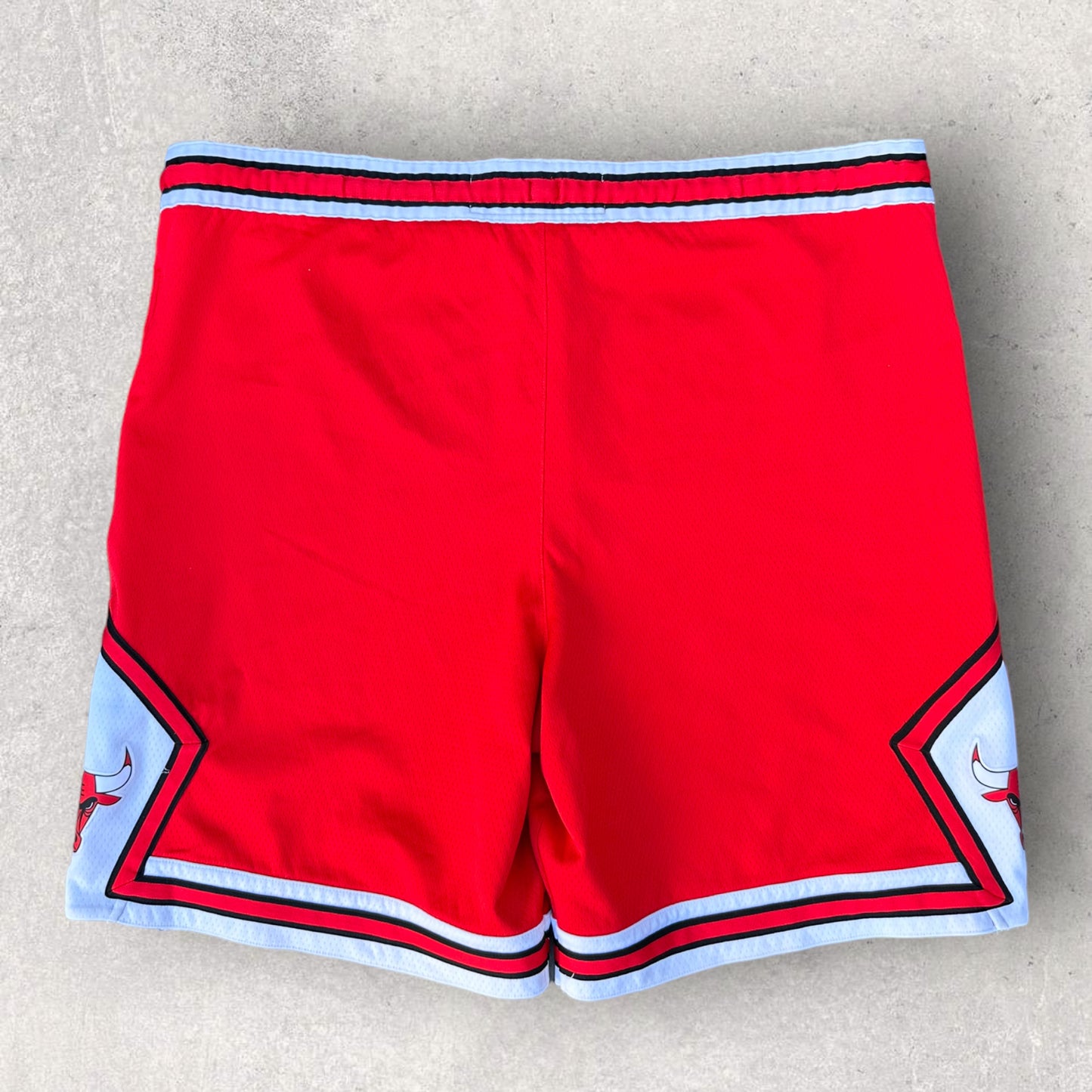 CHICAGO BULLS NIKE BASKETBALL SHORTS