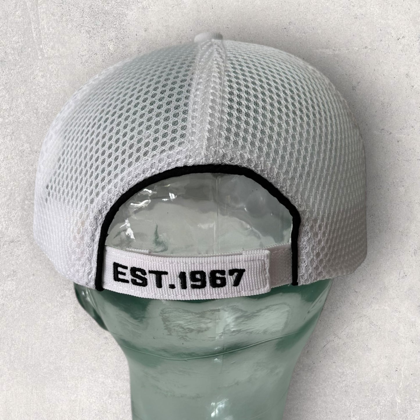 CRONULLA SHARKS 2017 XBLADES WHITE TRAINING HAT