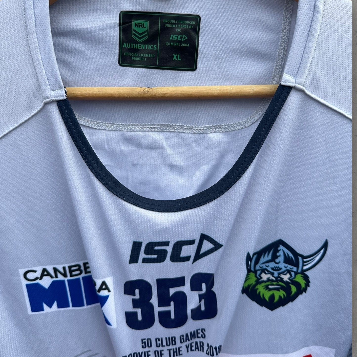 EMRE GULER CANBERRA RAIDERS CAPTAINS RUN TRAINING SHIRT