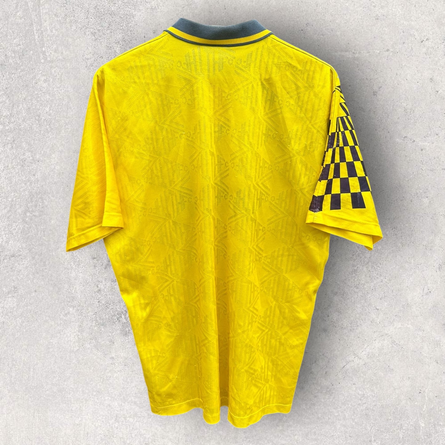 TOTTENHAM HOTSPUR 1994-1995 UMBRO THIRD FOOTBALL KIT SIGNED