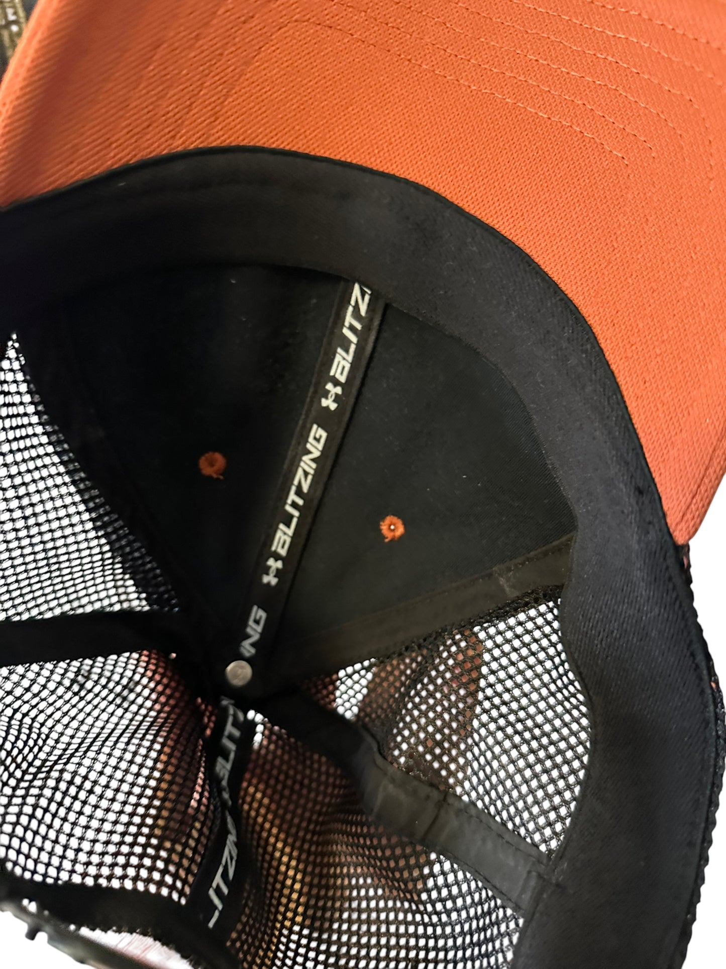 UNDER ARMOUR X PROJECT ROCK BLITZING TRUCKERS HAT