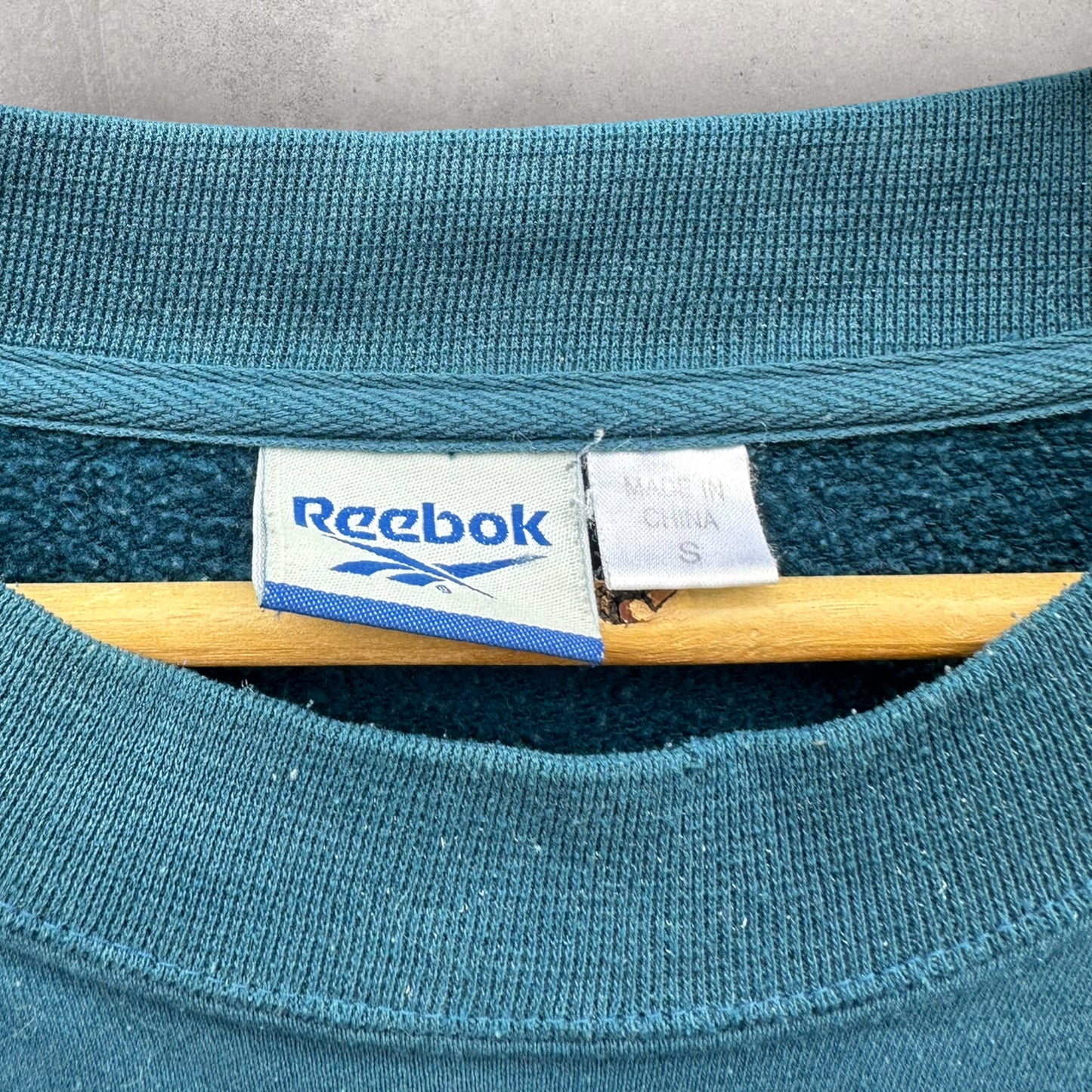 REEBOK VINTAGE PULLOVER BLUE JUMPER