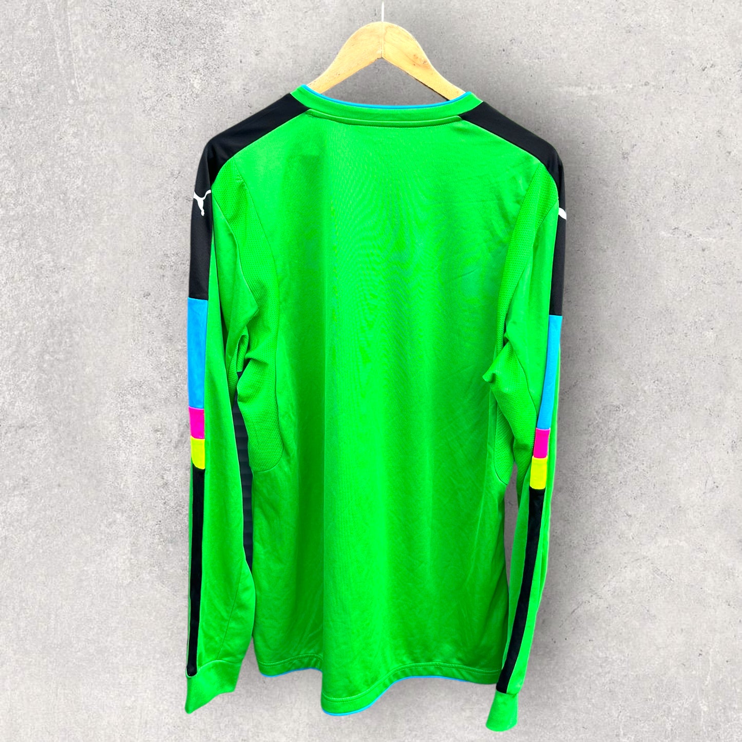 NEWCASTLE UNITED 2016-2017 GK JERSEY