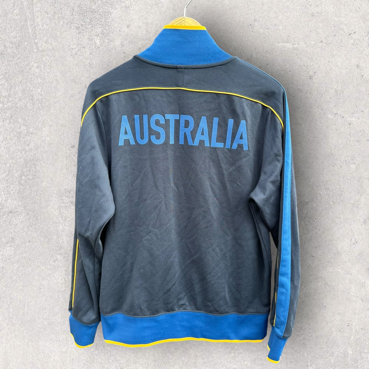 AUSTRALIAN SOCCEROOS NIKE 2010 AWAY TRACK JACKET