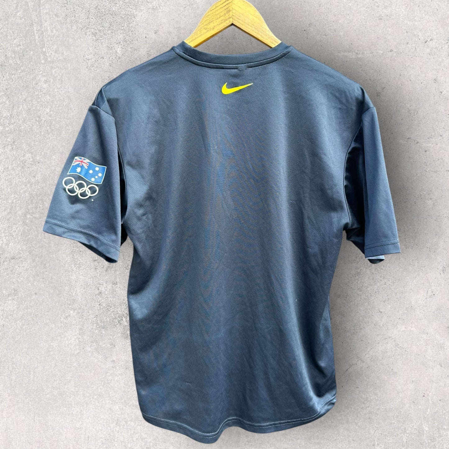 SYDNEY 2000 OLYMPIC GAMES AUSTRALIA TEAM NIKE TRAINING SHIRT