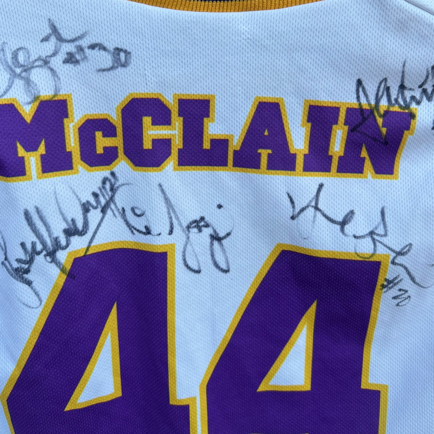 DWAYNE McCLAIN SYDNEY KINGS VINTAGE NBL SIGNED JERSEY
