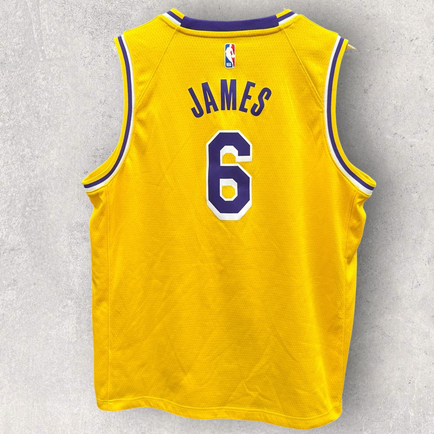 LEBRON JAMES LA LAKERS NIKE 2021 SWINGMAN JERSEY