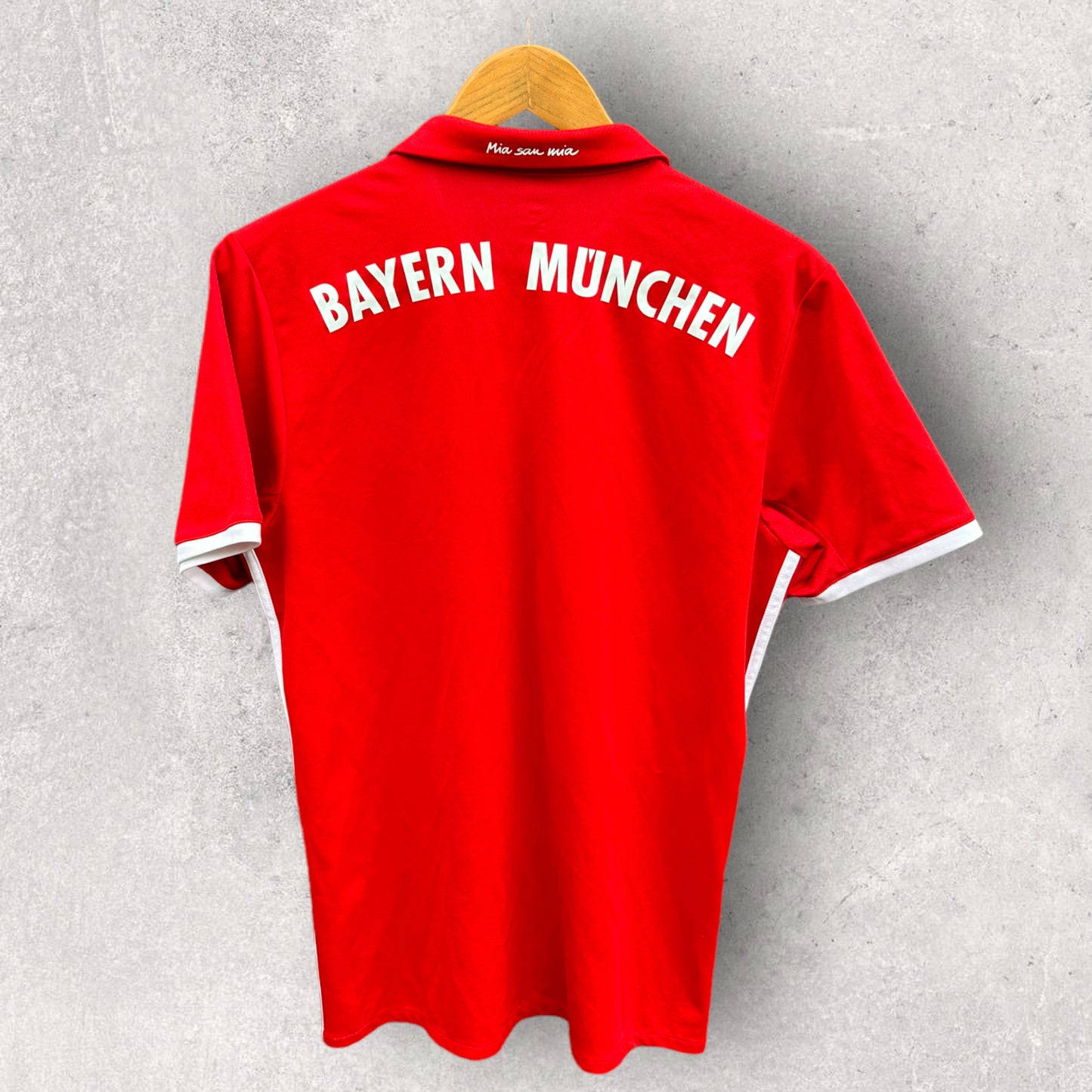 BAYERN MUNICH 2016-2017 HOME JERSEY