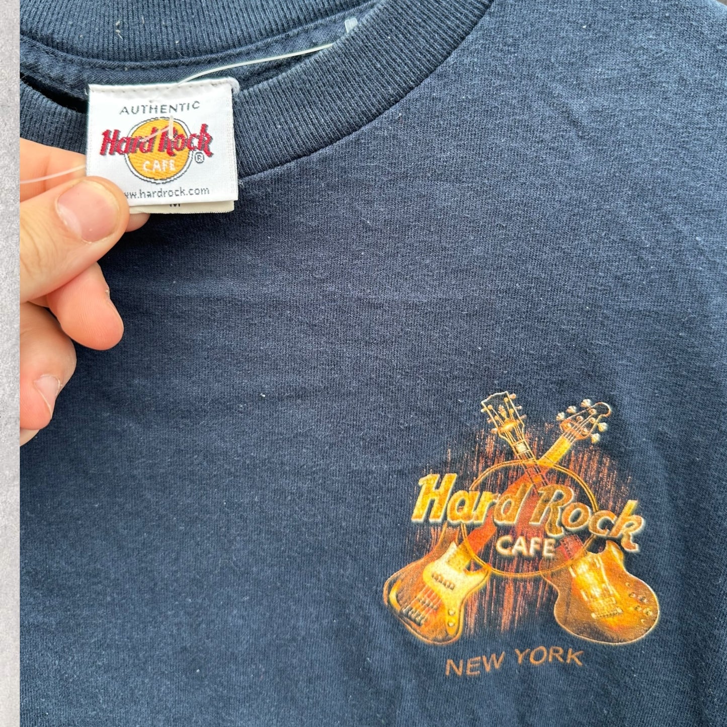HARD ROCK CAFE NEW YORK CITY VINTAGE 90s ‘SAVE THE PLANET’ T-SHIRT