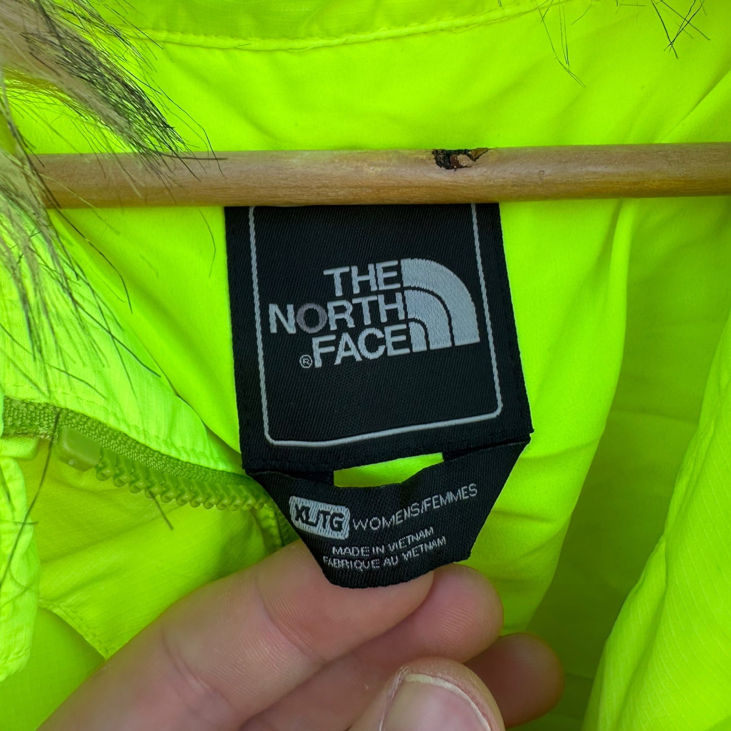 THE NORTH FACE LADIES FLURO PUFFER JACKET