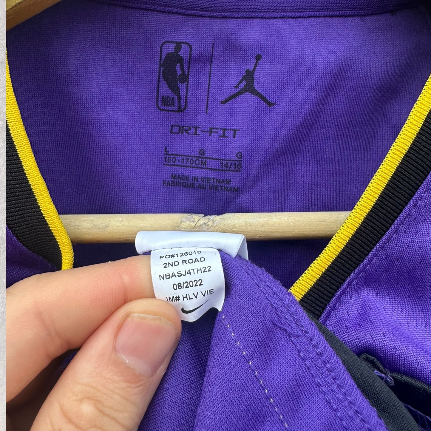 LEBRON JAMES LA LAKERS 2022 AWAY KIDS NIKE NBA JERSEY