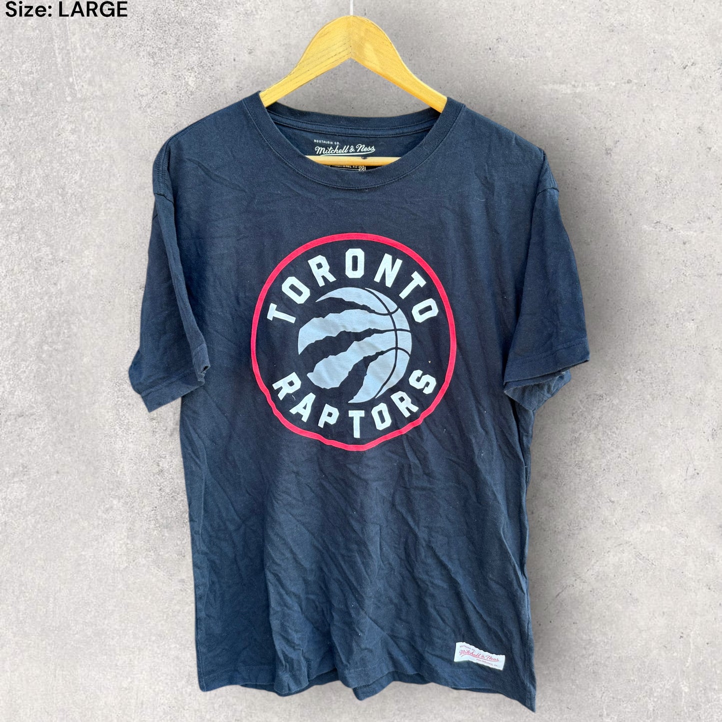 TORONTO RAPTORS HARDWOOD CLASSIC BLACK NBA T-SHIRT
