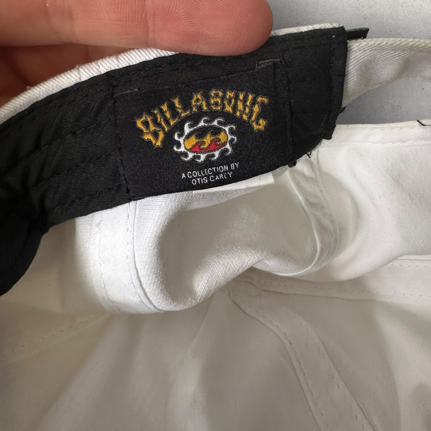 BILLABONG TWO TONE HAT