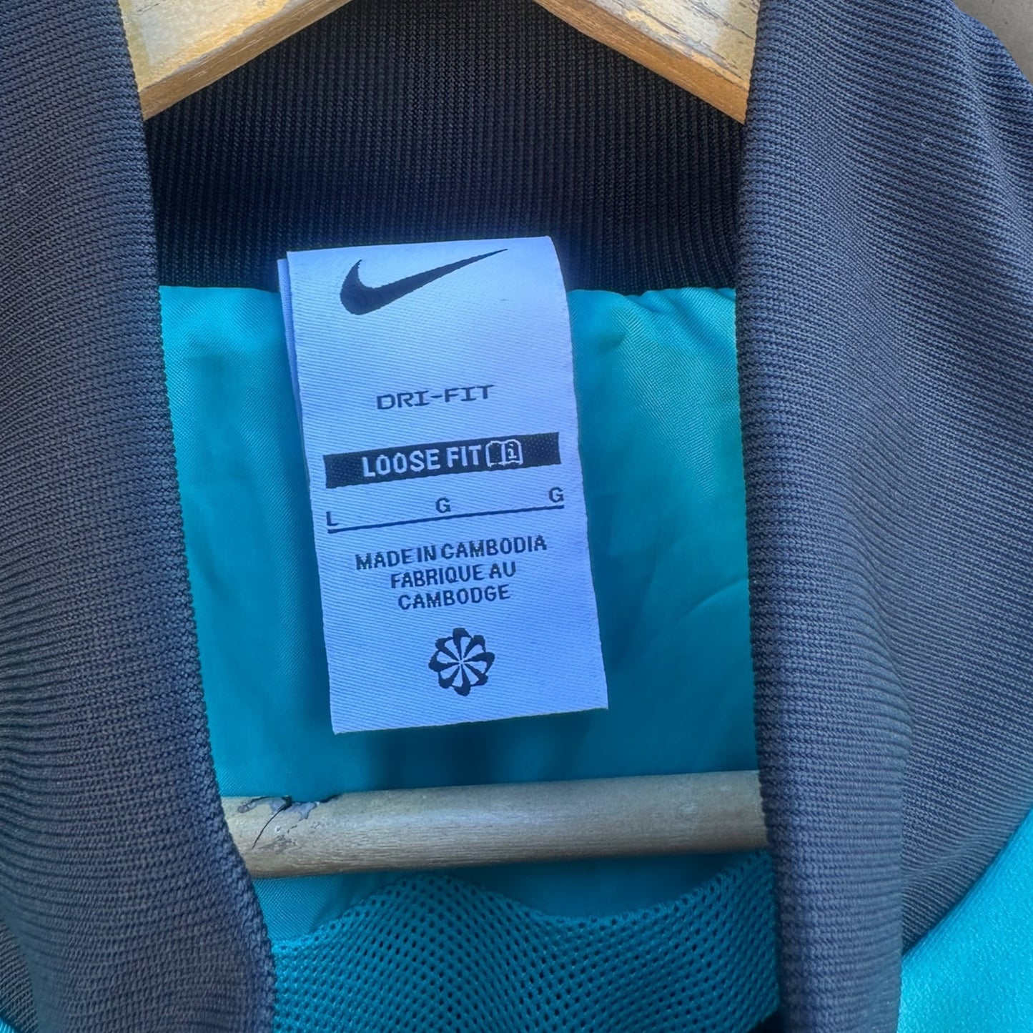 LIVERPOOL FC NIKE STRIKE DRI FIT LOOSE FIT JACKET