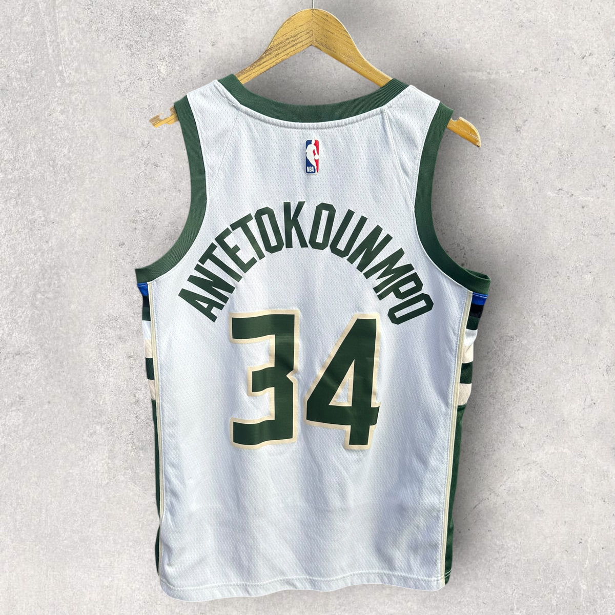 Giannis ANTETOKOUNMPO Milwaukee Bucks Nike NBA Swingman Basketball Jersey