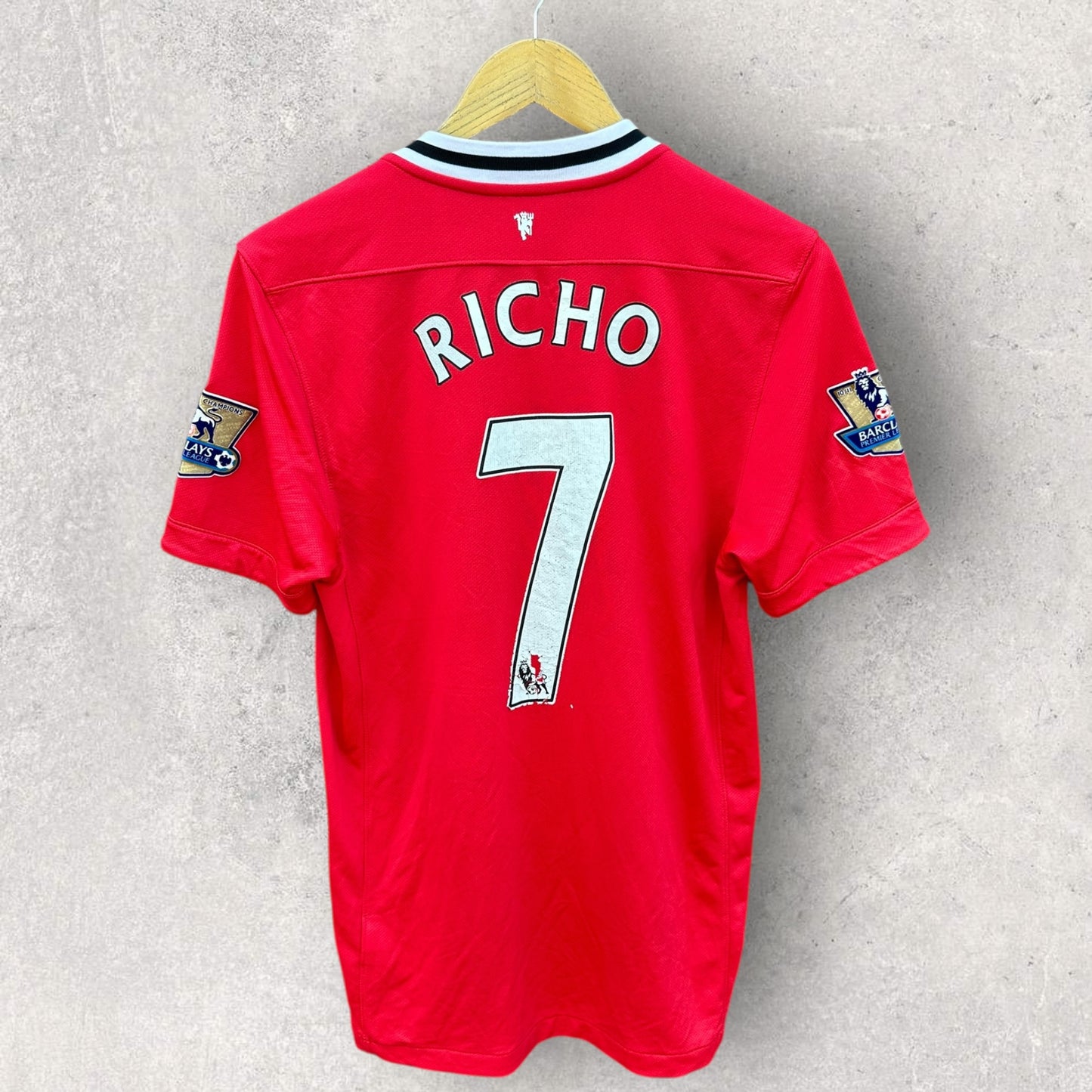 MANCHESTER UNITED 2011-2012 NIKE HOME FOOTBALL JERSEY