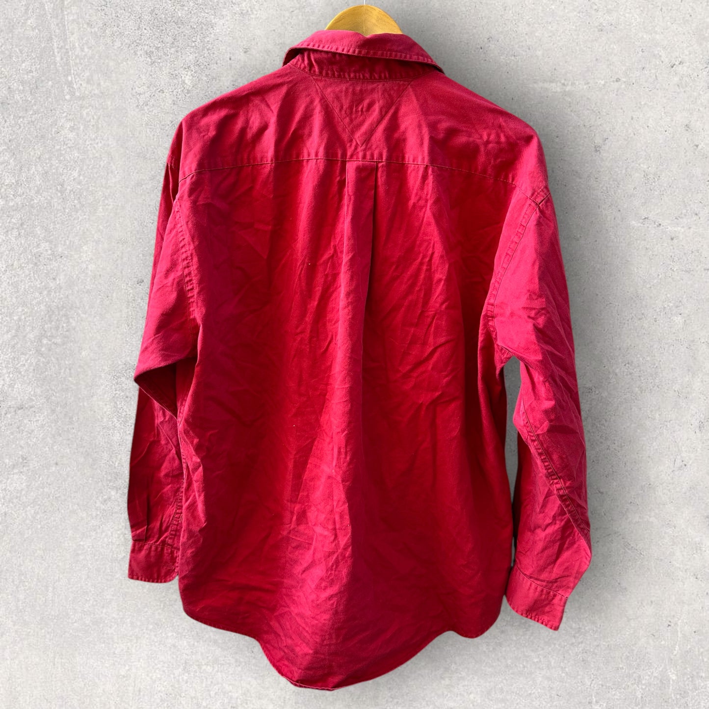 TOMMY HILFIGER RED BUTTON UP LONG SLEEVE SHIRT