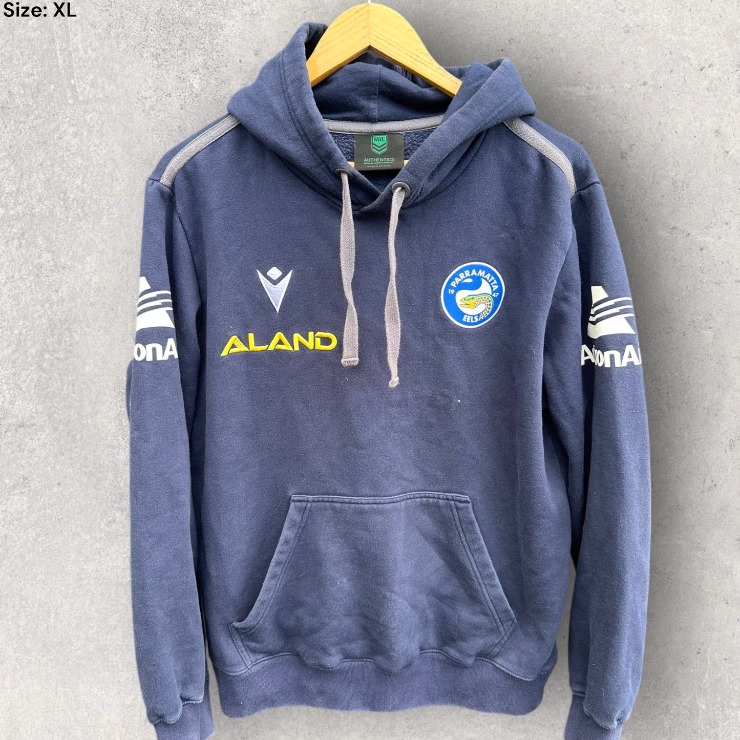 PARRAMATTA EELS MACRON BLUE HOODED PULLOVER JUMPER