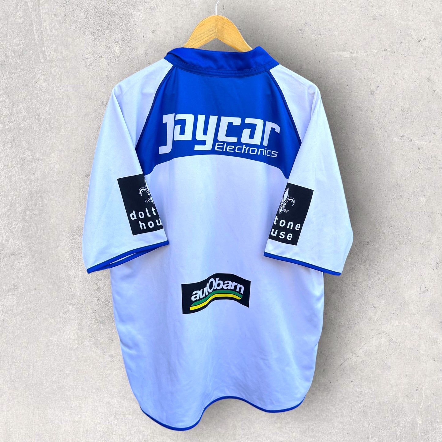 CANTERBURY BULLDOGS 2011 HOME JERSEY SIGNED BY SQUAD LIMITER RELEASE