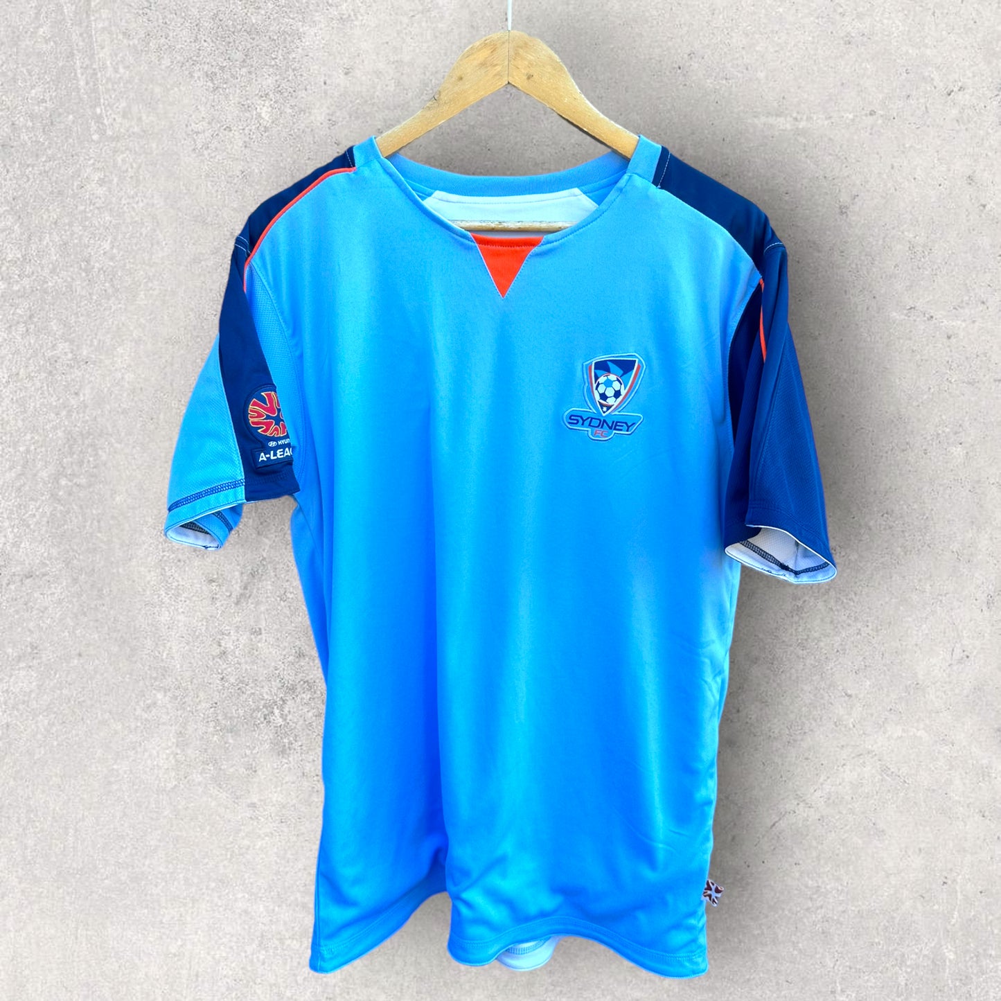 SYDNEY FC VINTAGE REVERSE TRAINING SHIRT
