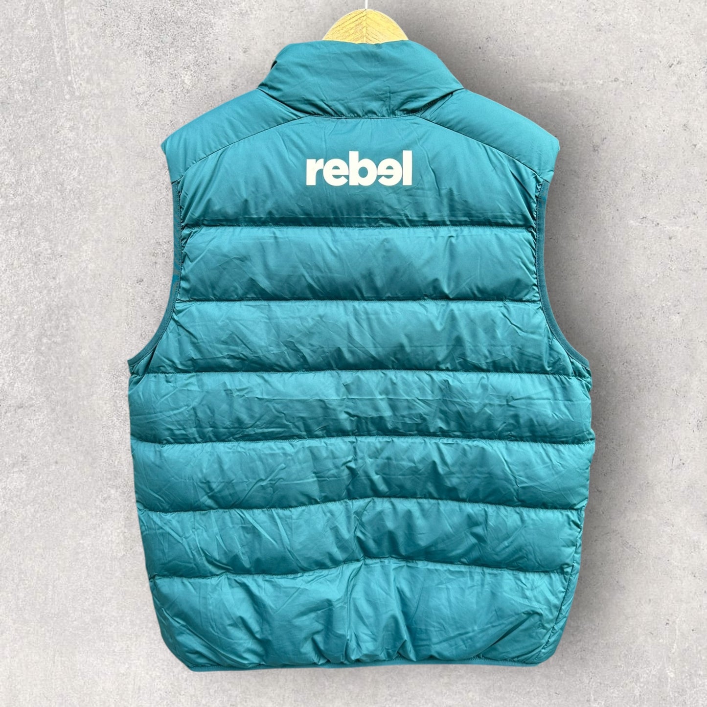 AUSTRALIAN MATILDAS NIKE FOOTBALL PUFFER VEST