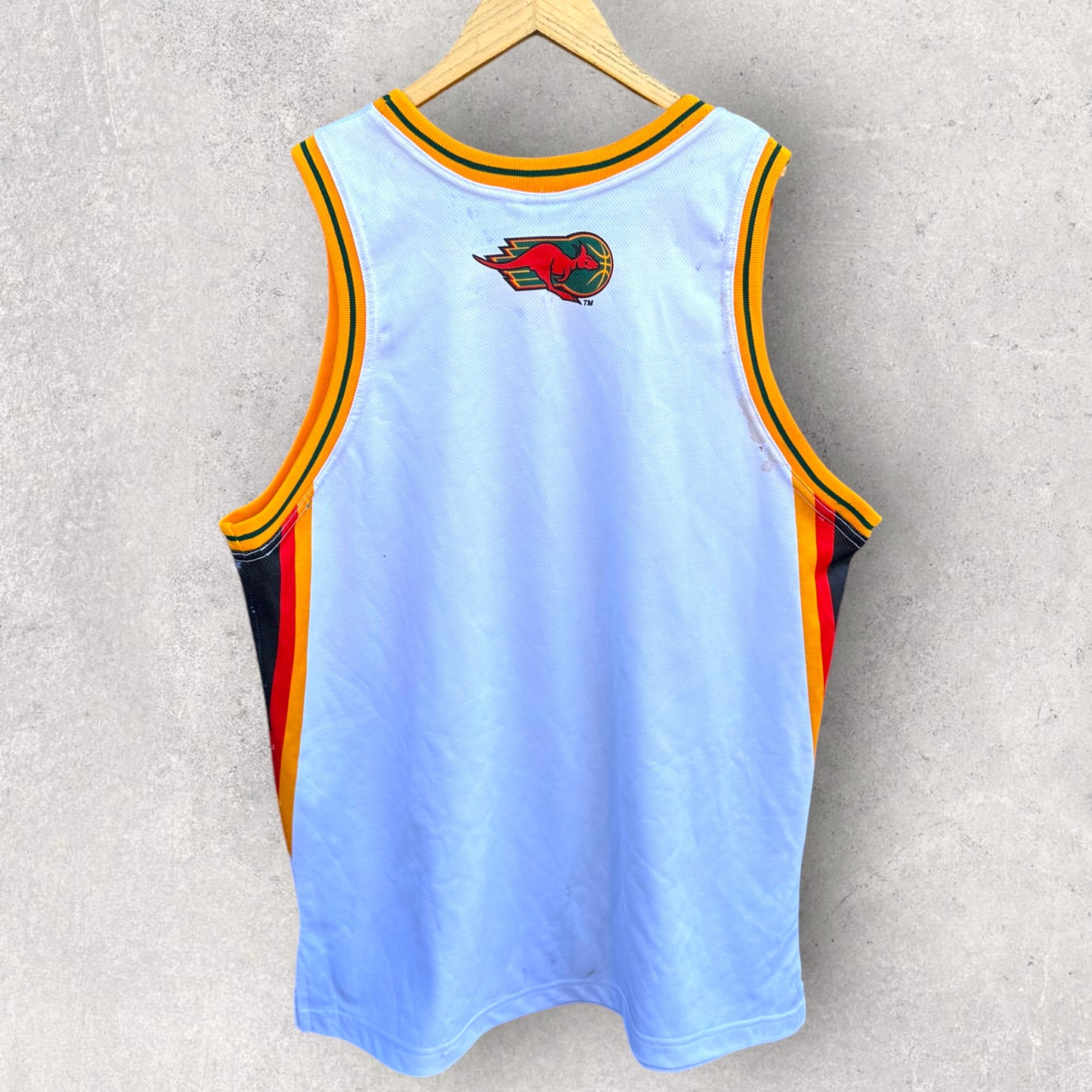 AUSTRALIAN BOOMERS VINTAGE CHAMPION JERSEY SIGNED BY SQUAD