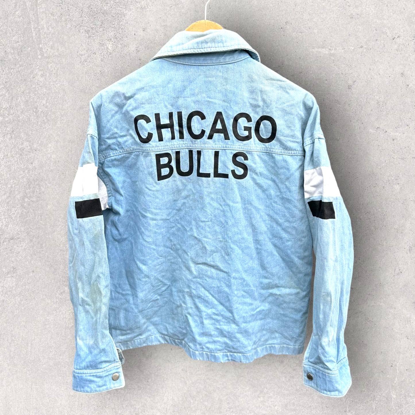 CHICAGO BULLS LADIES DENIM JACKET