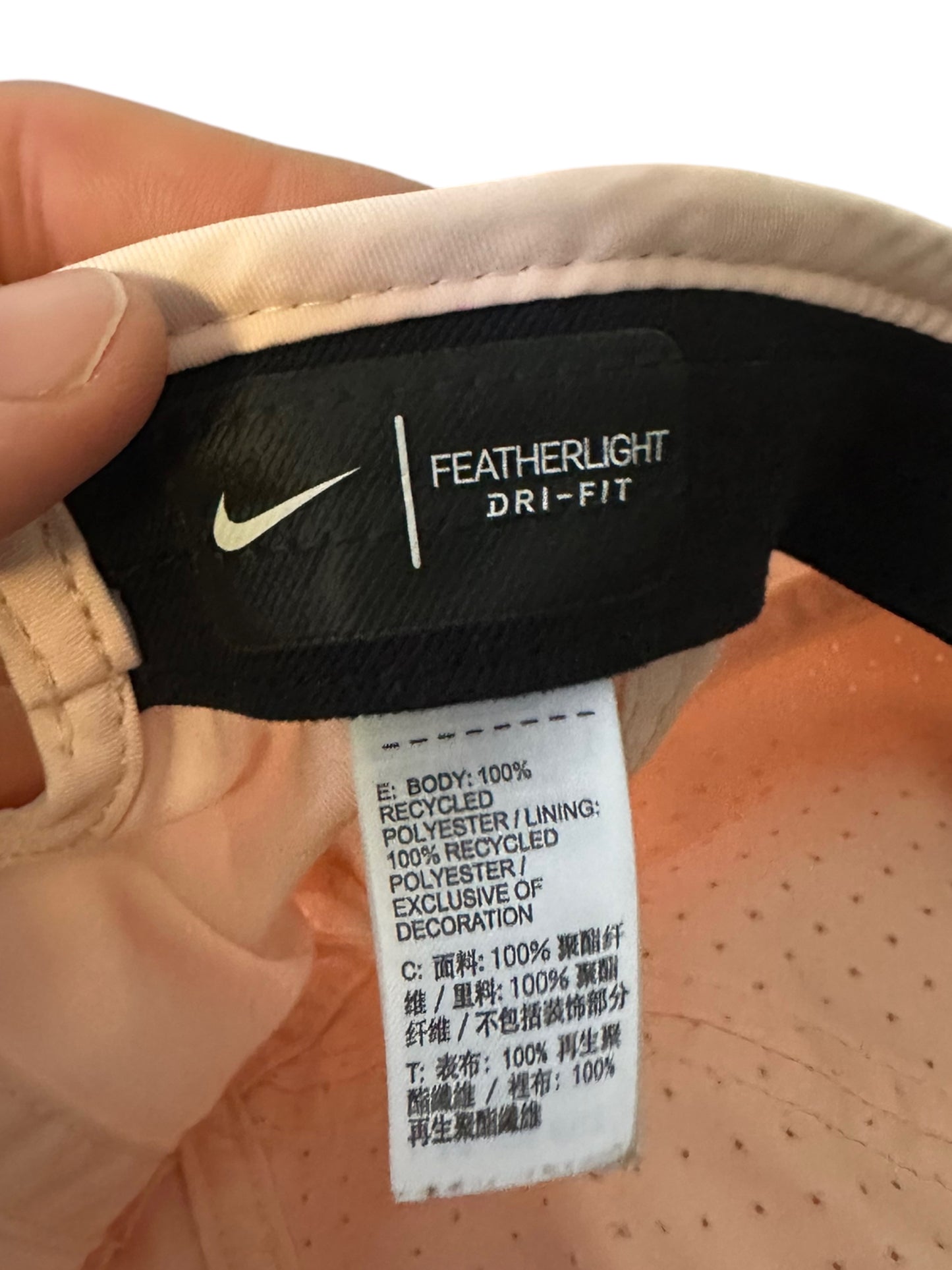 NIKE FEATHERLIGHT DRI-FIT PINK HAT