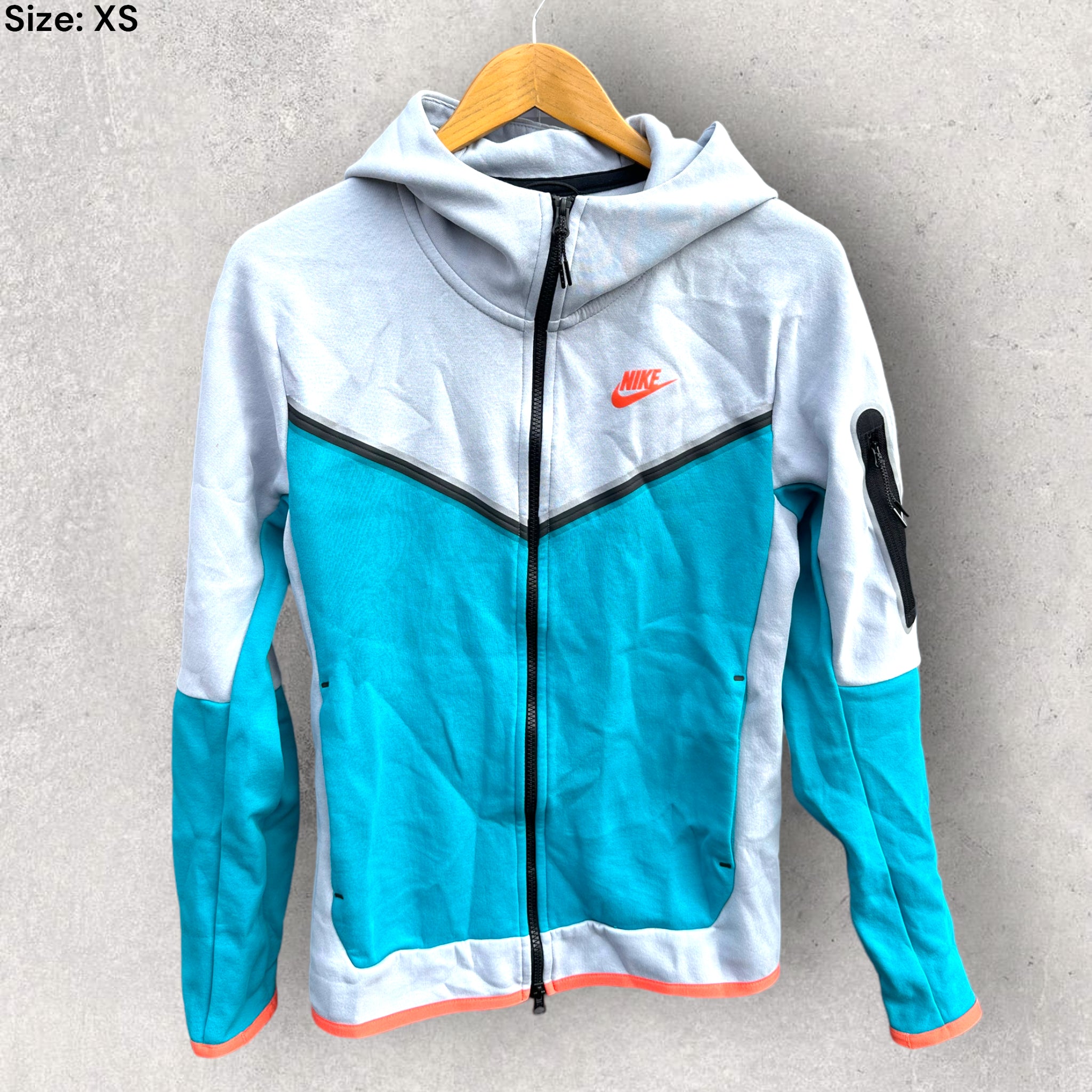 Nike Tech Fleece Hoodie Grey/Turquoise/Orange – THRILLOFTHETHRIFT