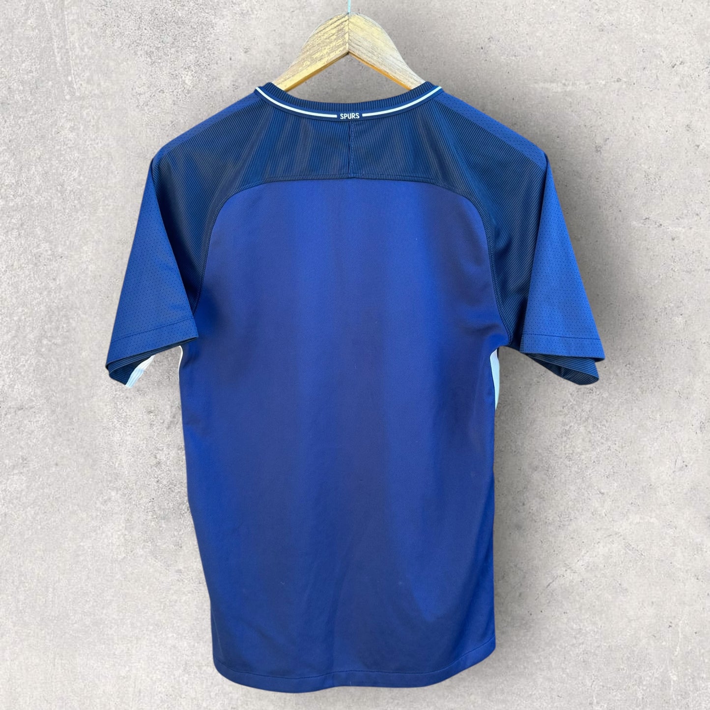 Tottenham Hotspurs 2017-2018 Nike Away Football Jersey