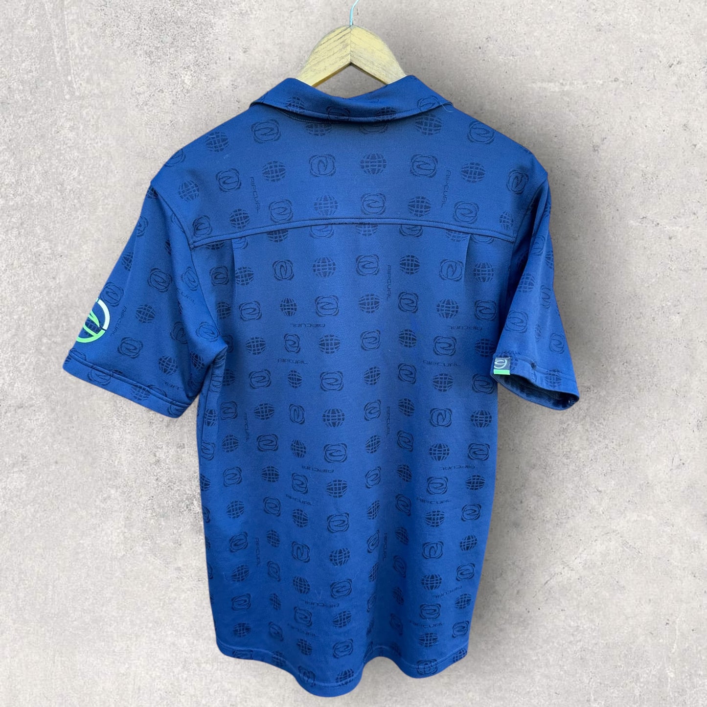 RIPCURL VINTAGE BLUE STREAMLINE TECHNOLOGIES SHORT SLEEVED SHIRT