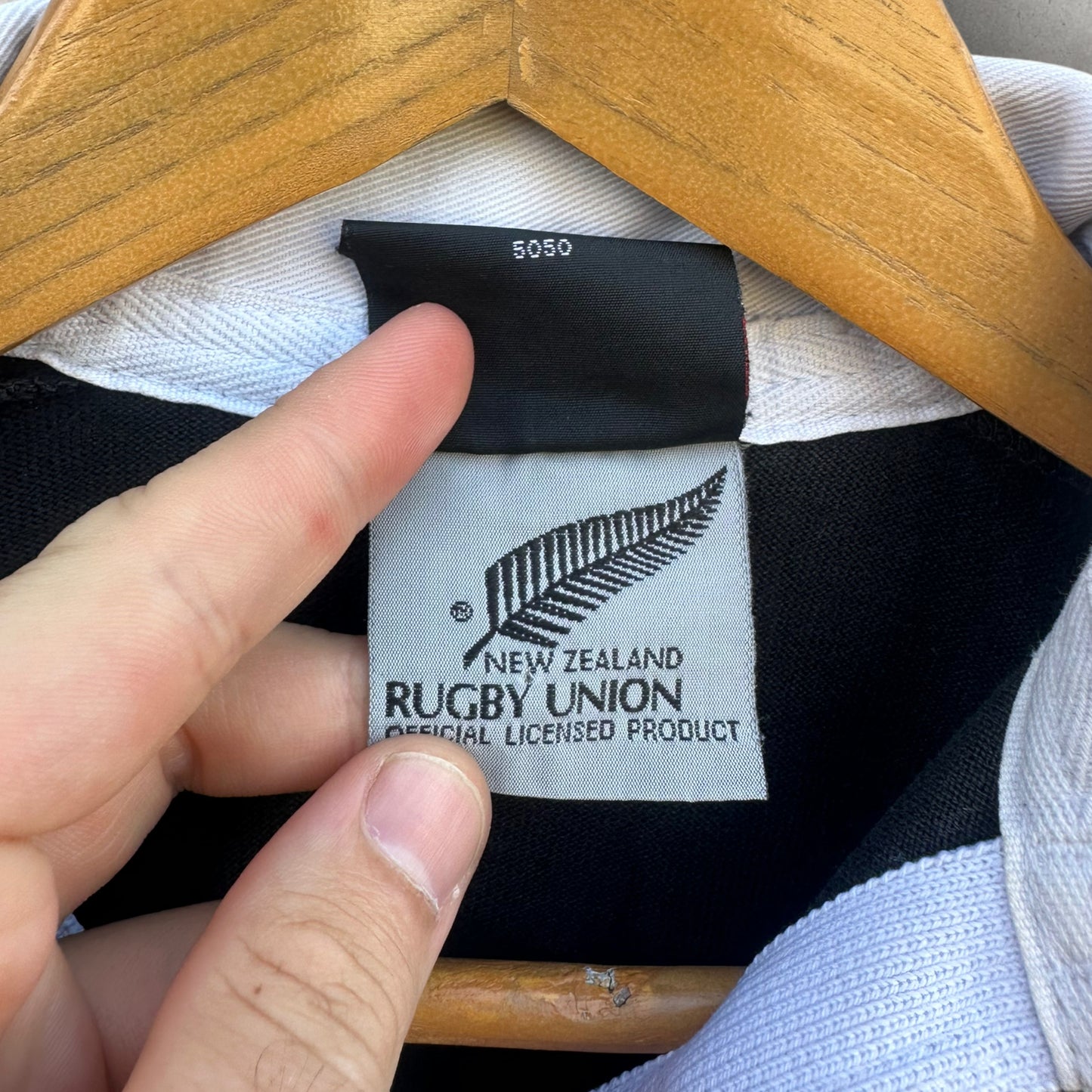 NEW ZEALAND ALL BLACKS VINTAGE CANTERBURY JERSEY