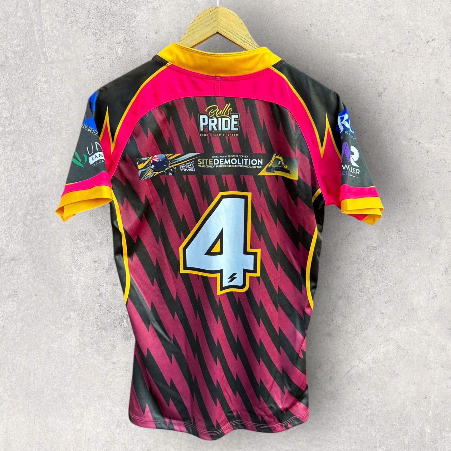 HILLS BULLS NSW RUGBG LEAGUE 2022 TOUR PLAYER WORN JERSEY #4