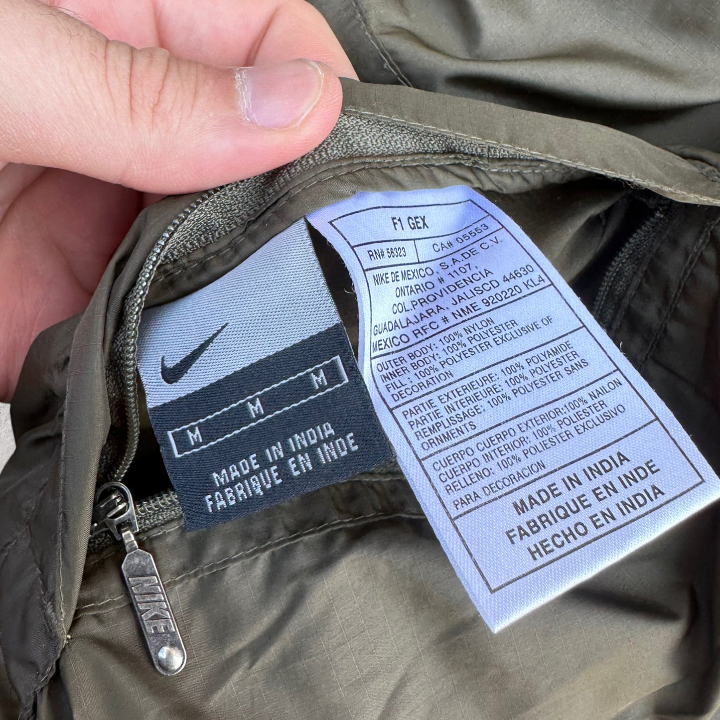 NIKE REVERSIBLE VINTAGE OLIVE GREEN JACKET