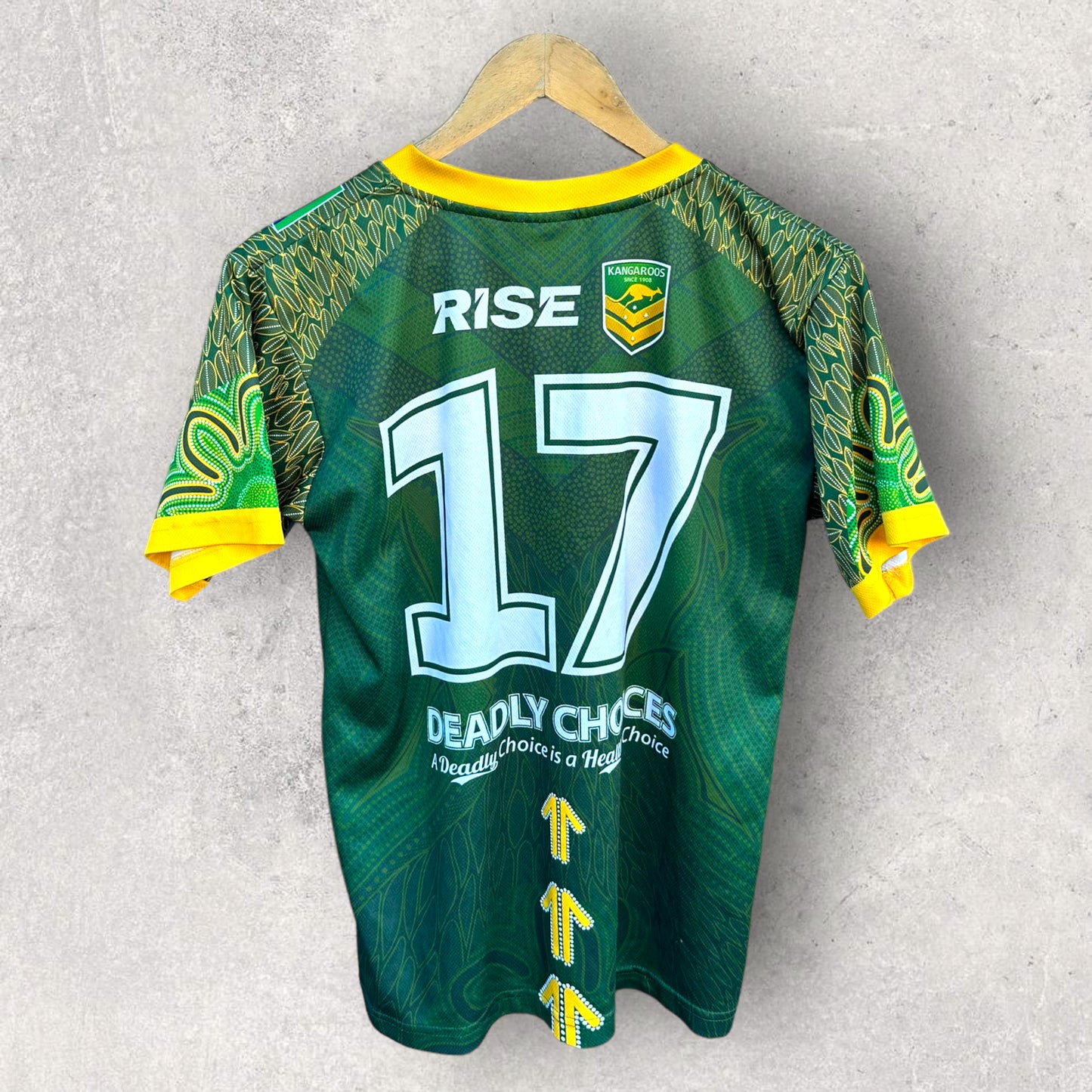 AUSTRALIAN KANGAROOS DEADLY CHOICES INDIGENOUS TRAINING SHIRT
