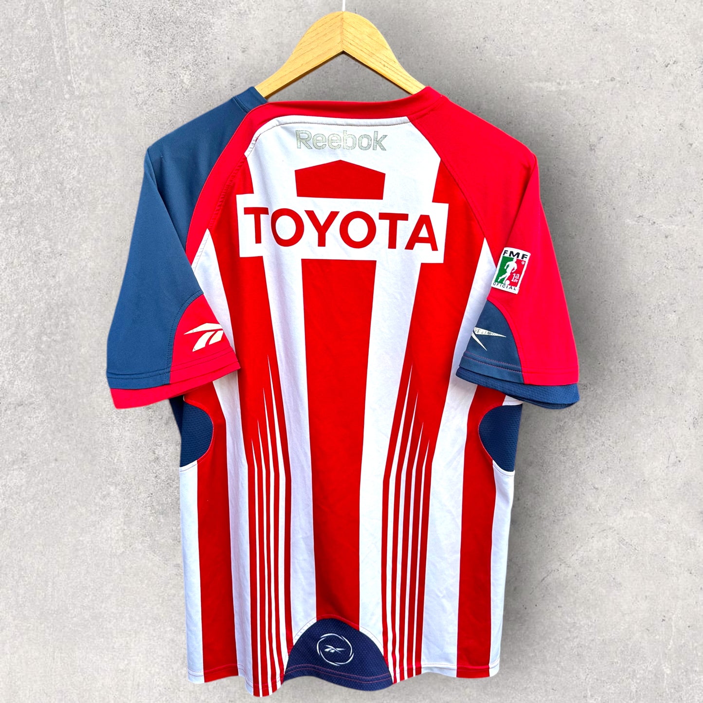 CHIVAS DE GUADALAJARA 2009-2010 REEBOK HOME JERSEY