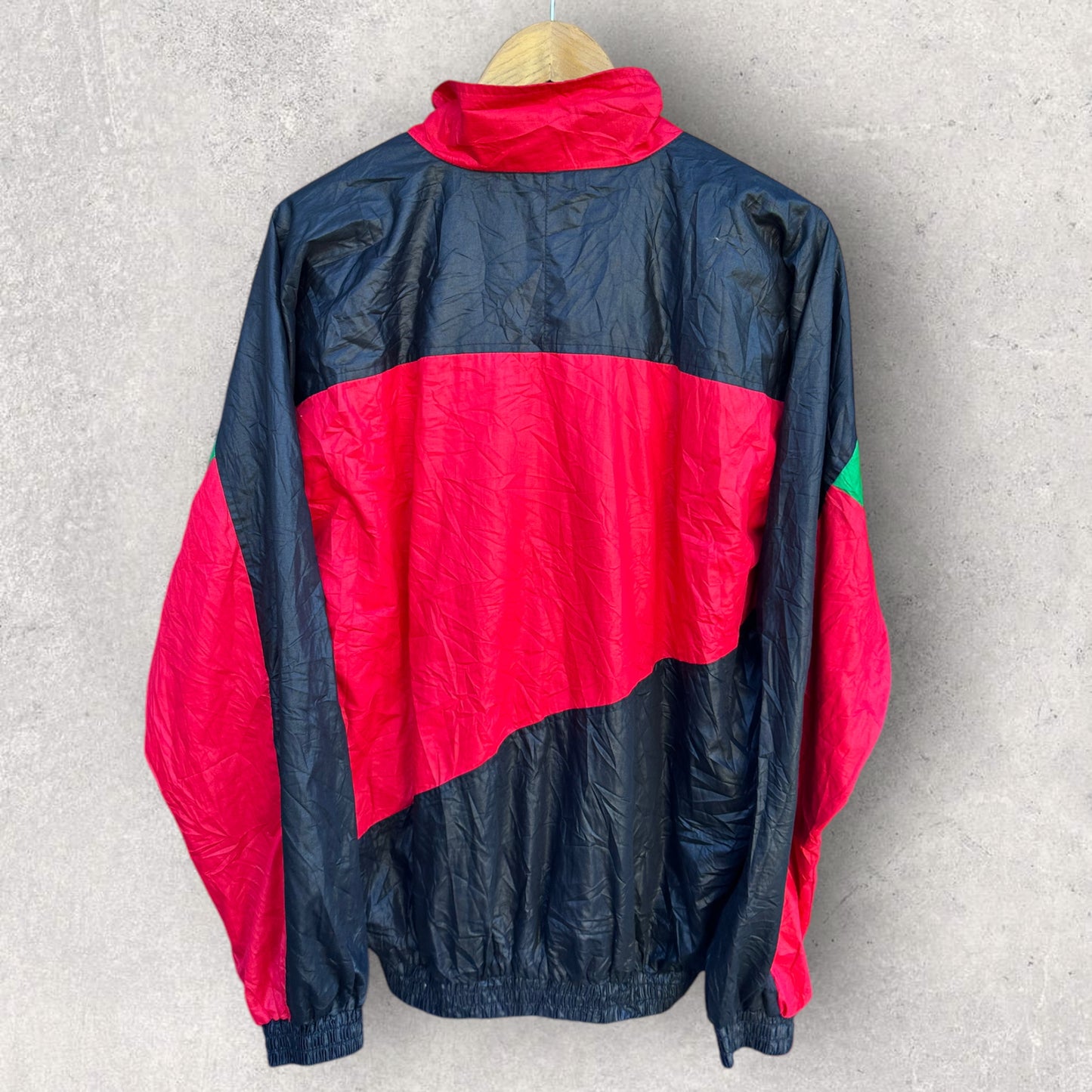 WALES RUGBY UNION UMBRO VINTAGE WINDBREAKER JACKET
