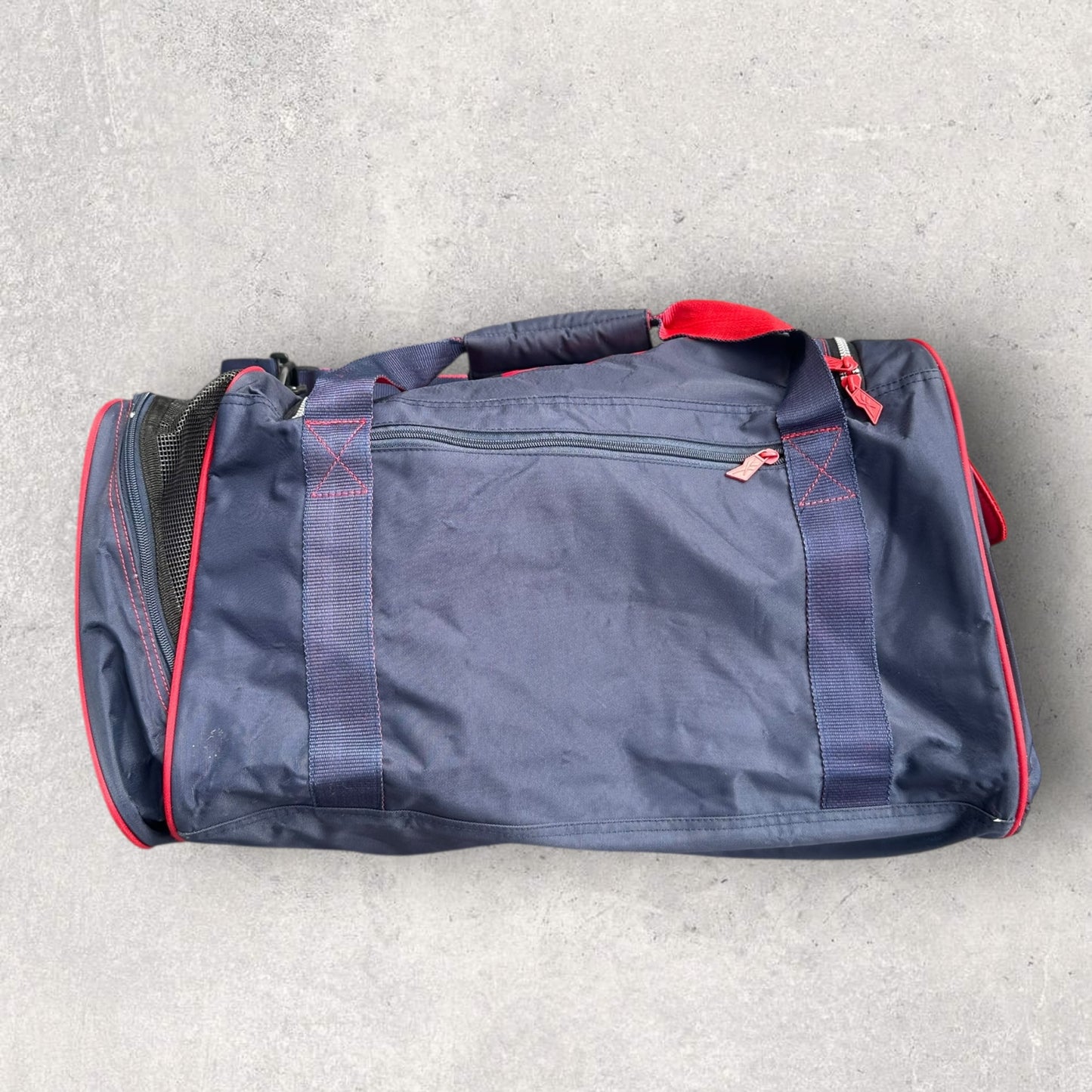 REEBOK VINTAGE BLUE & RED DUFFEL BAG