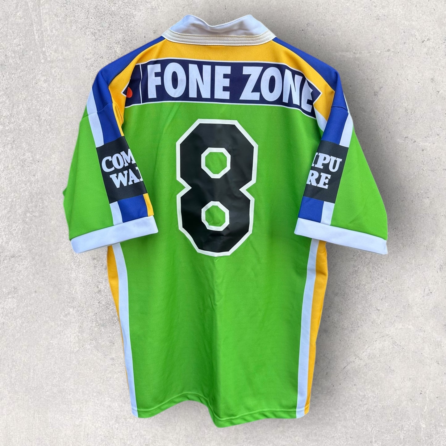 CANBERRA RAIDERS JERSEY FLEGG/PREMIER LEAGUE PLAYER ISSUED #8 ISC JERSEY SIGNED BY SQUAD