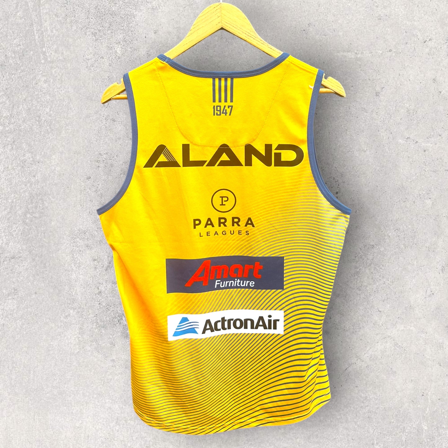 PARRAMATTA EELS ISC YELLOW TRAINING SINGLET