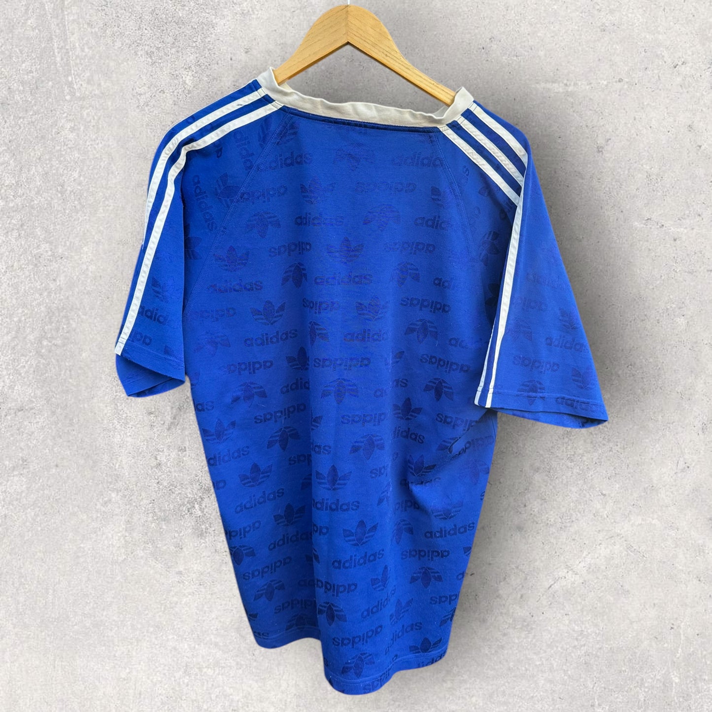 ADIDAS VINTAGE 1980s BLUE SHIRT