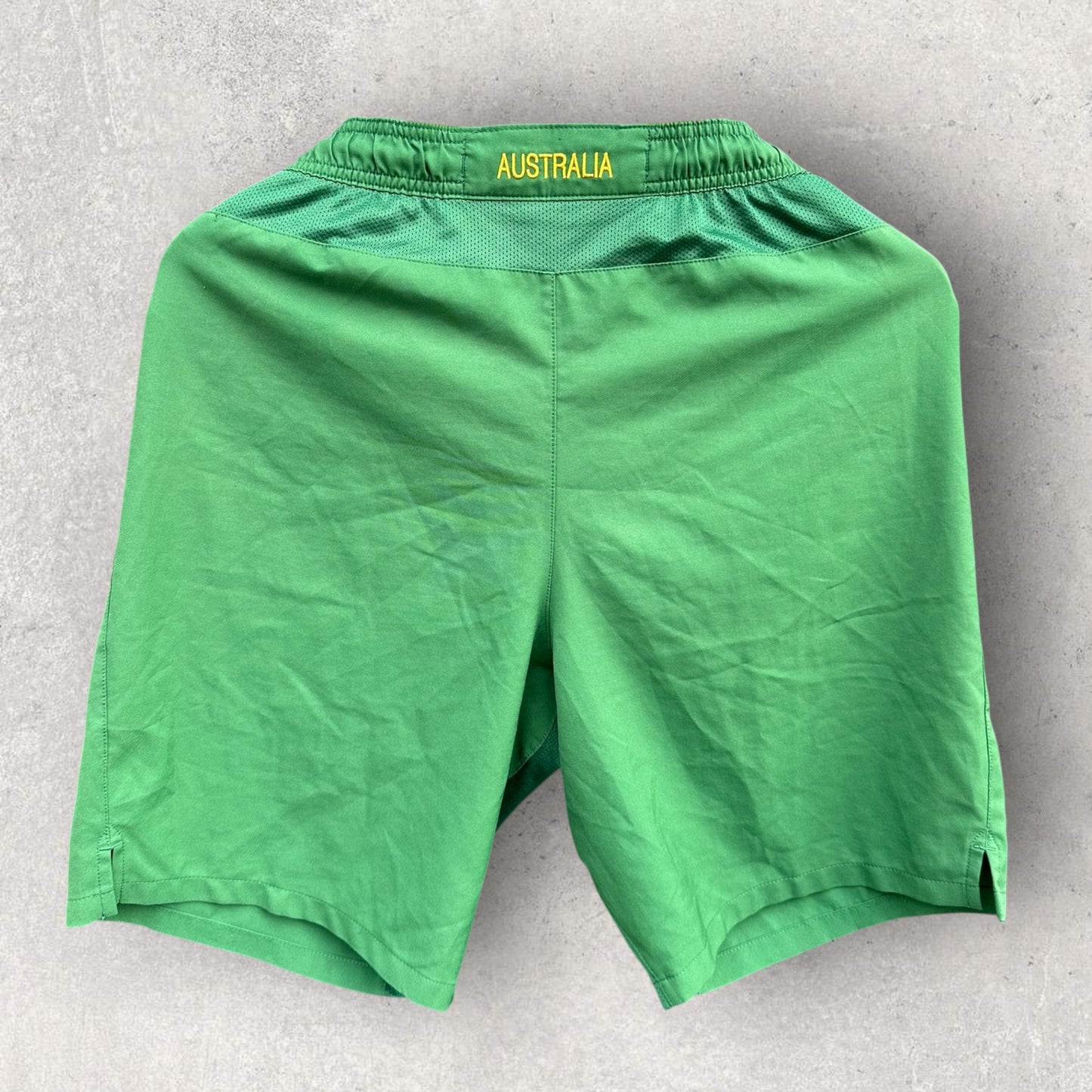AUSTRALIAN SOCCEROOS NIKE VINTAGE GREEN TRAINING SHORTS