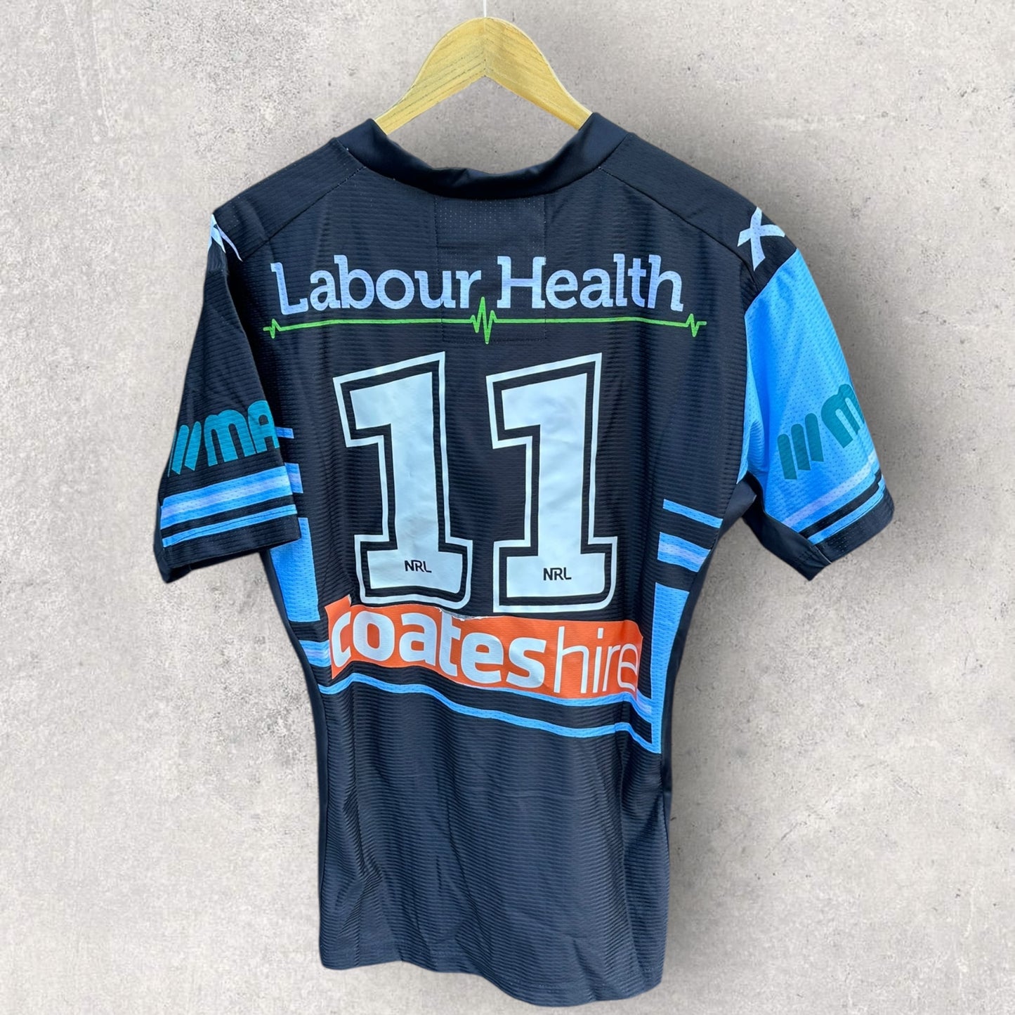CRONULLA SHARKS 2015 ALTERNATE MATCH WORN JERSEY