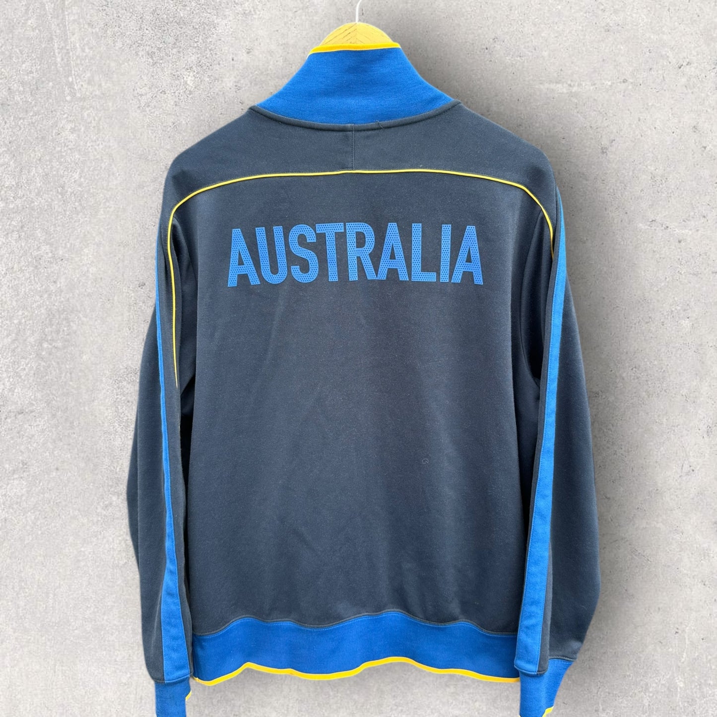 AUSTRALIAN SOCCEROOS NIKE 2010 TRACK JACKET