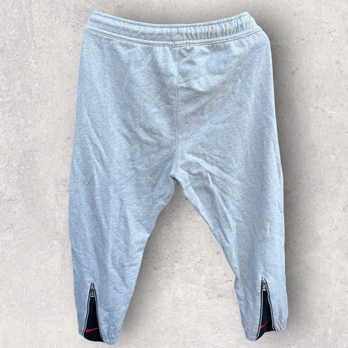 NIKE TREND CAPSULE GREY TRACK PANTS