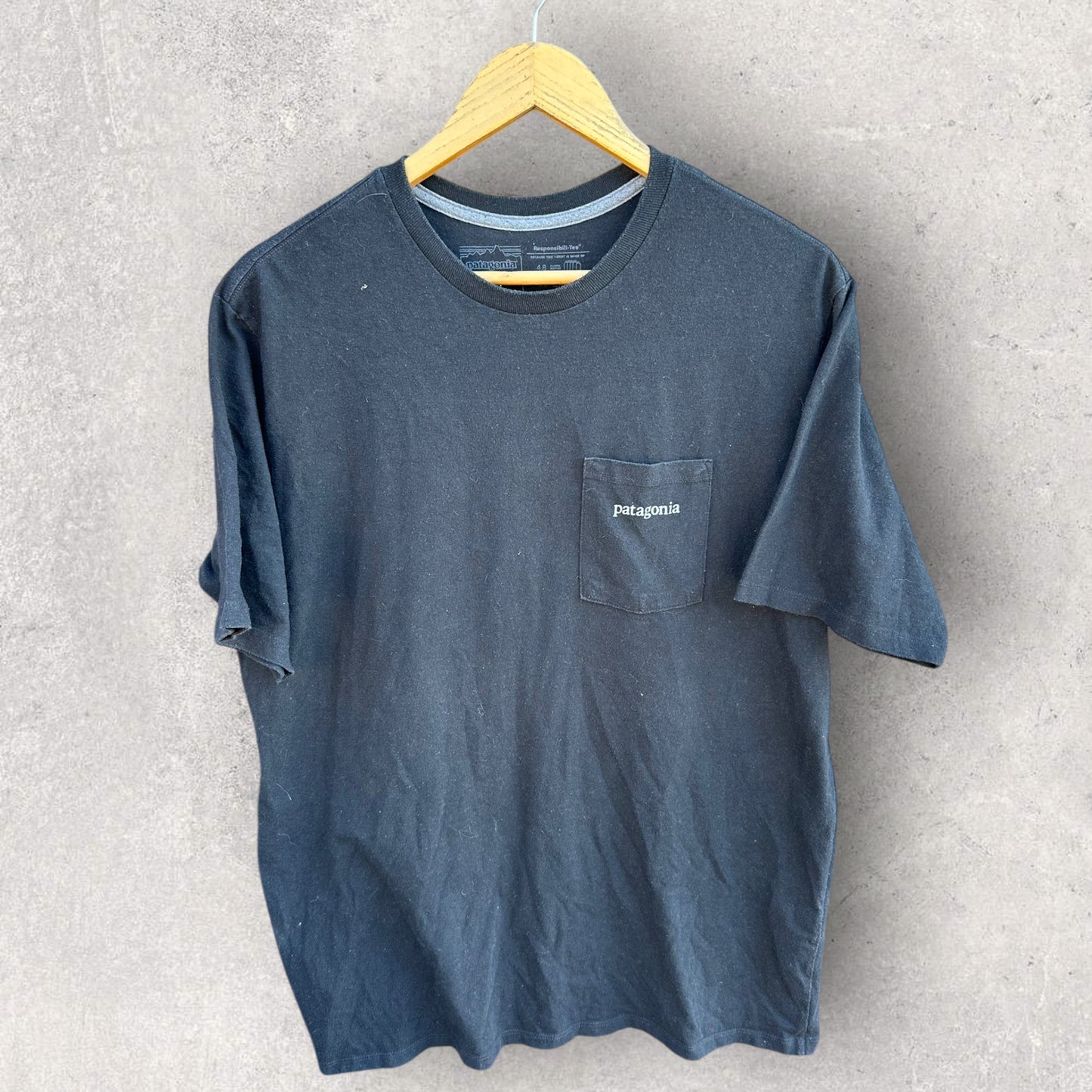 PATAGONIA BLACK SHORT SLEEVE SHIRT